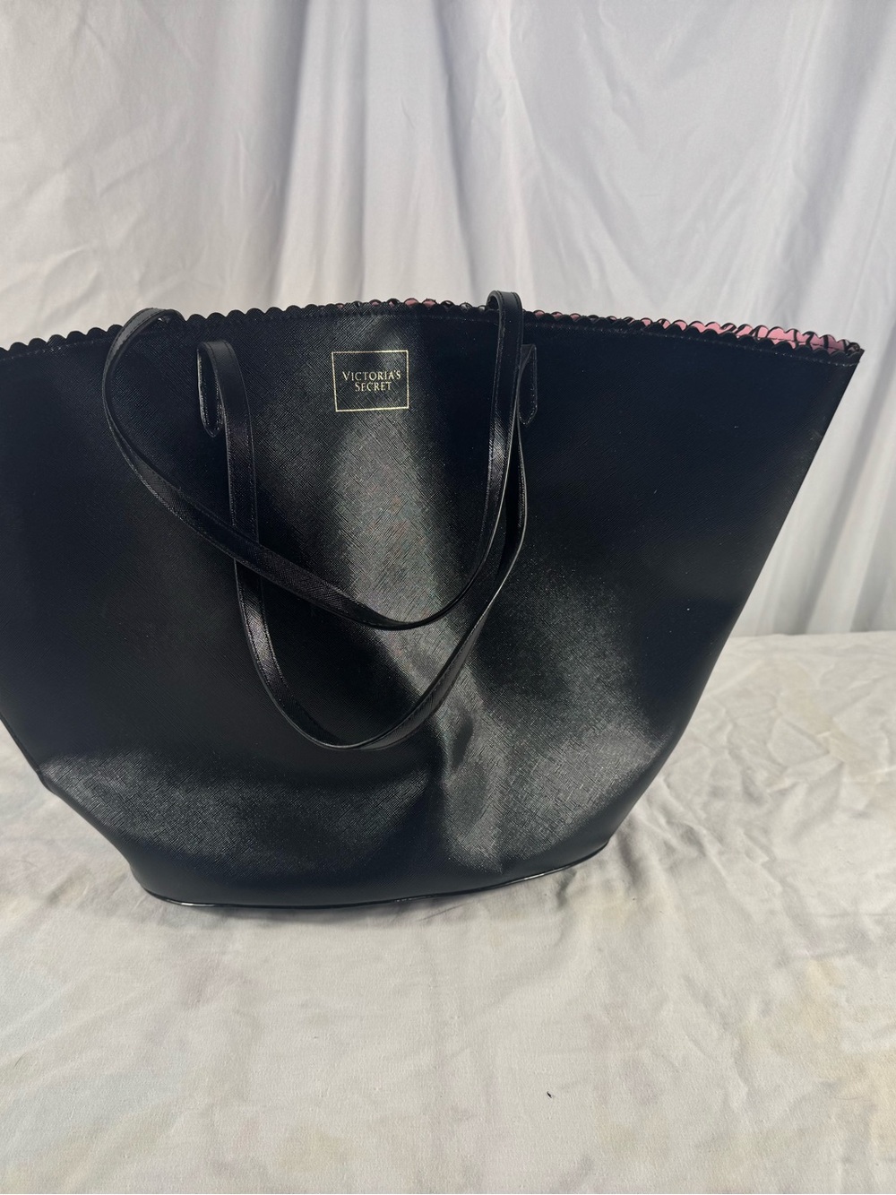 Victoria's Secret Black Bombshell Tote Bag Scalloped Edges Pink NWOT Large